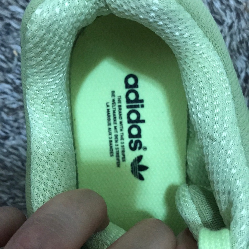 YELLOW/ HIGHLIGHTER ADIDAS SNEAKERS - Picture 3 of 6